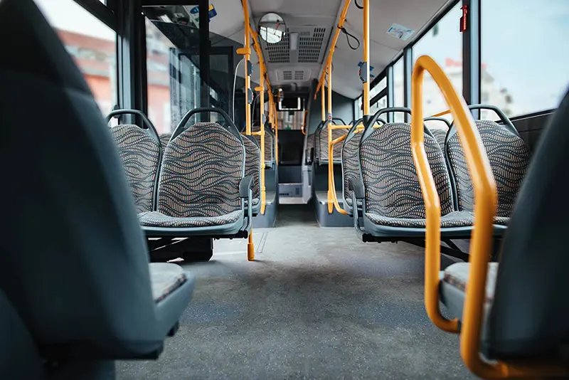 TRT-1: Emprestar vale-transporte é falta grave e enseja justa causa